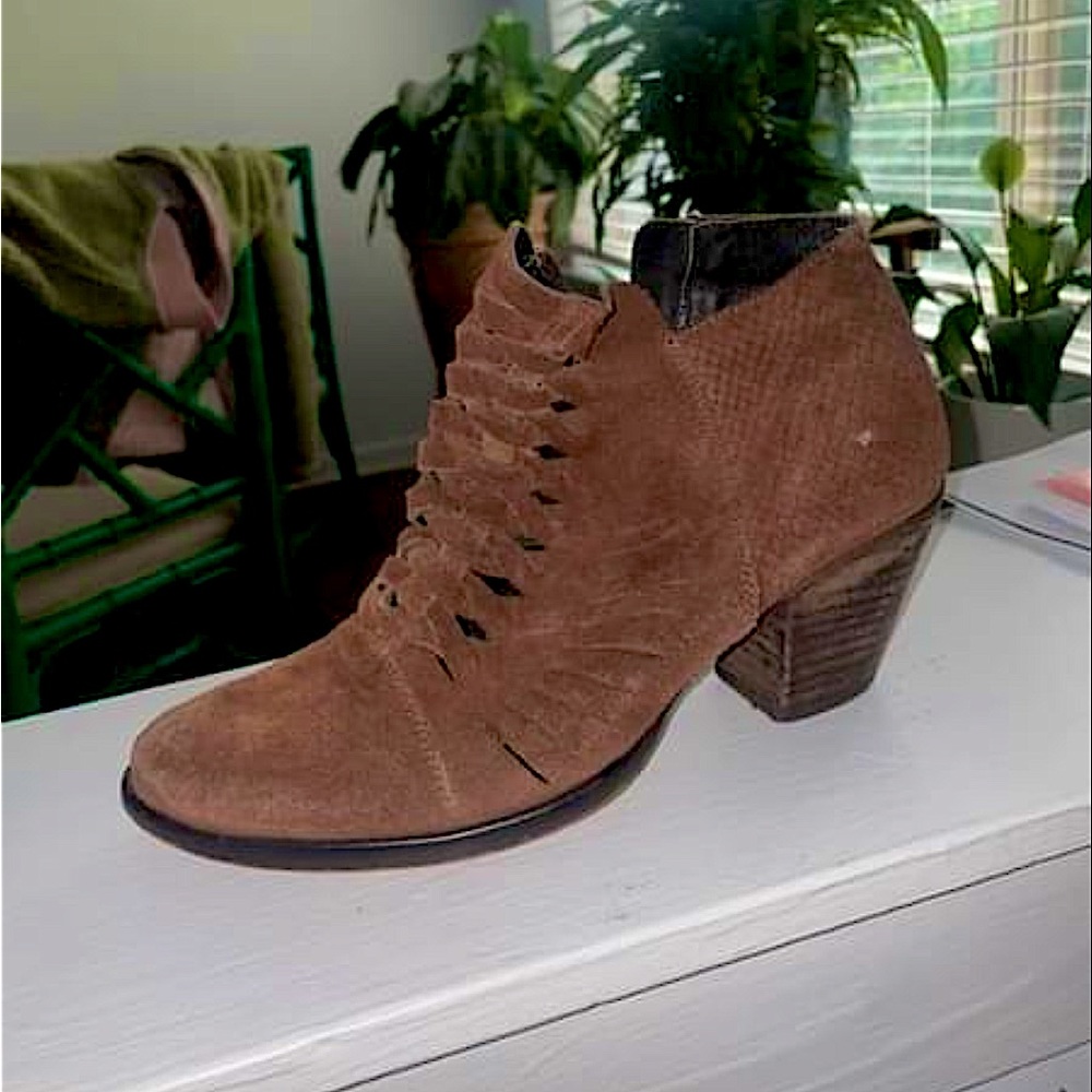 Steve Madden boots!